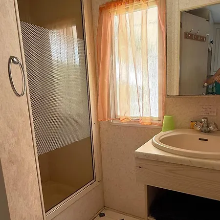 Mobilhome Terrain Prive Cuisine D Ete Sud Corse * Πόρτο Βέκιο